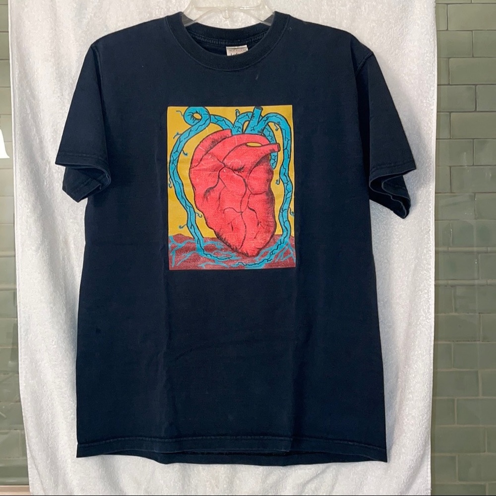 Heart painting shirt